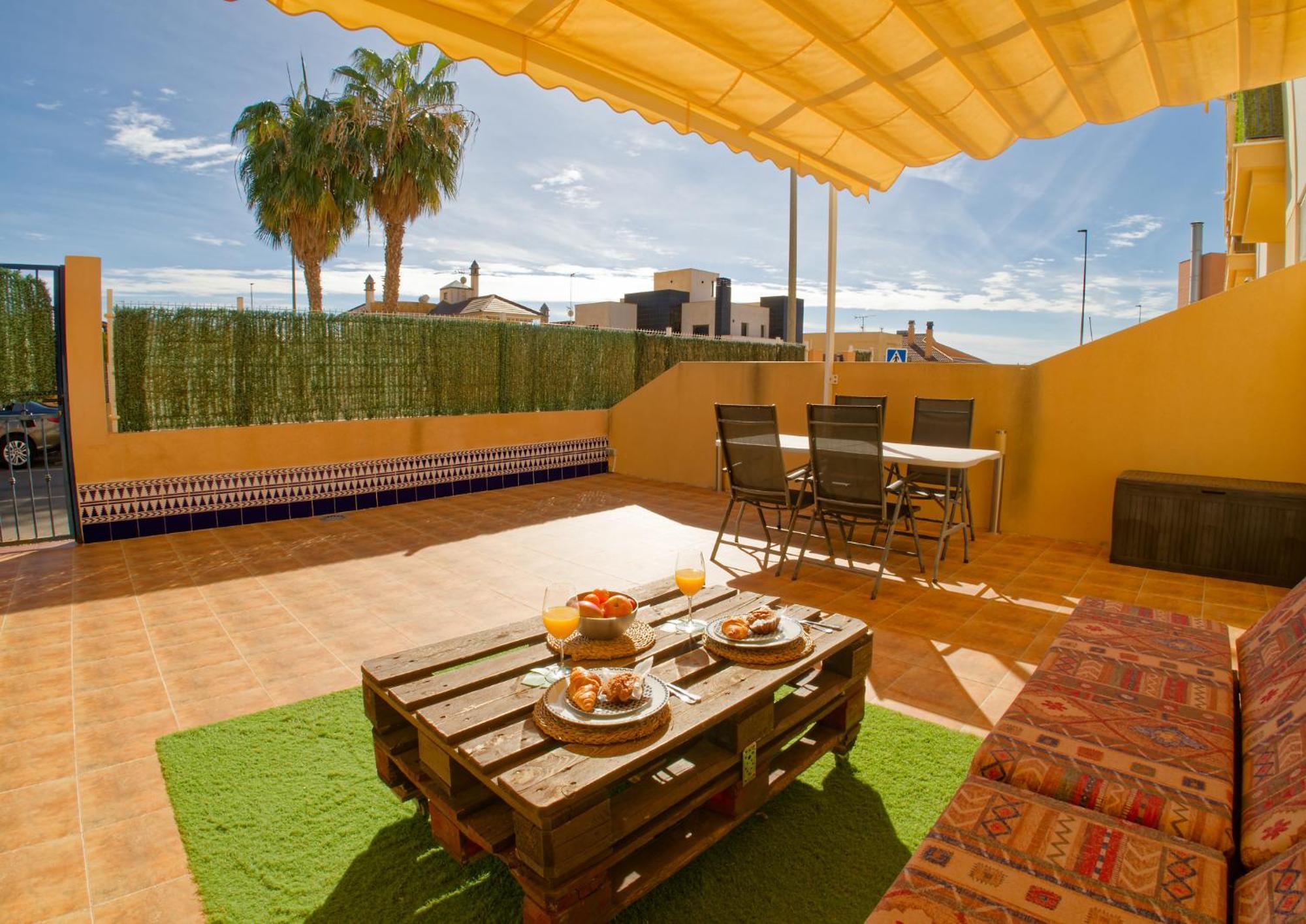 アギラスAmplia Terraza Con Piscina, Garaje Y Aire Acondicionado - By Aloha Palmaアパートメント エクステリア 写真